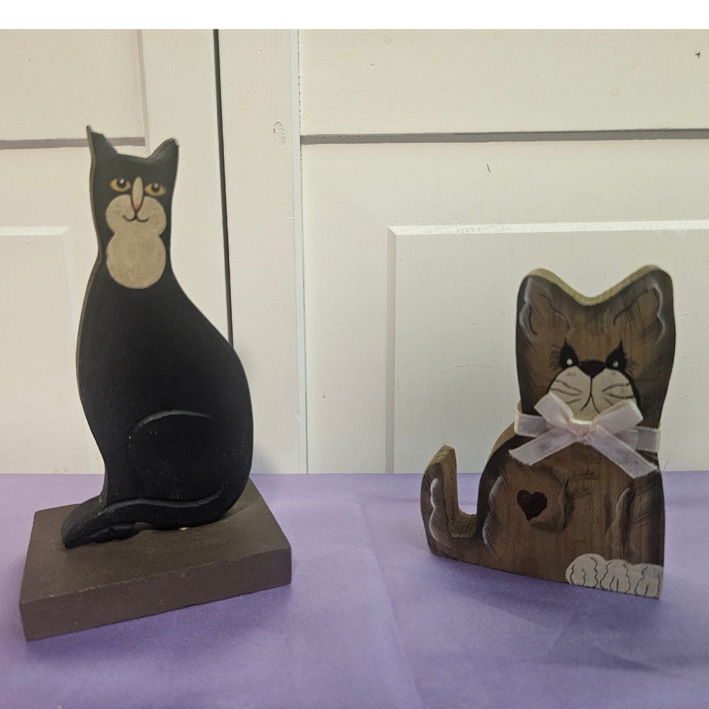 Vintage Otagiri Wooden Black Cat Figurine and Hand Painted‎ Tabby Set of 2
